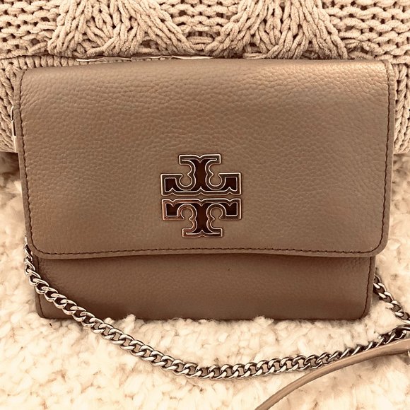 Tory Burch Bags Tory Burch Britten Chain Wallet Crossbody Bag In
